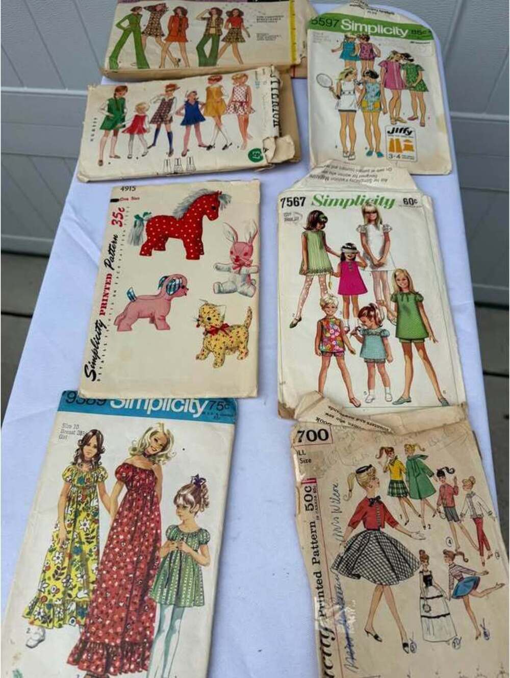 Simplicity Vintage Sewing Patterns Lot